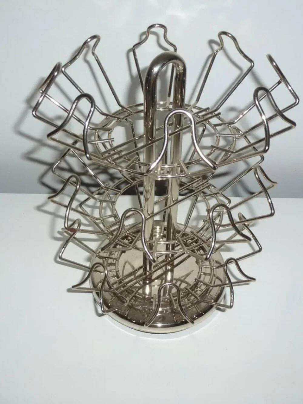 Rotating K-Cup / Pod Chrome Metal Wire Carousel 24 Pod Rack